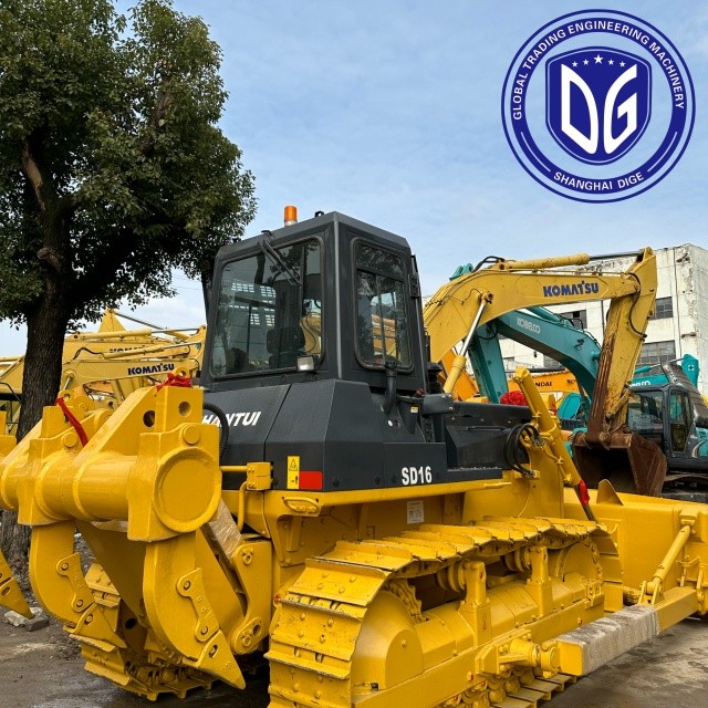 Shantui SD16 bulldozer with excellent power durability and high efficiency Chinese ShantuiSD16 earth equipment