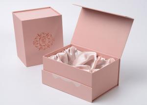 China Handmade Beautiful Pink Gift Box , Magnetic Paper Box Simple Recyclable wholesale