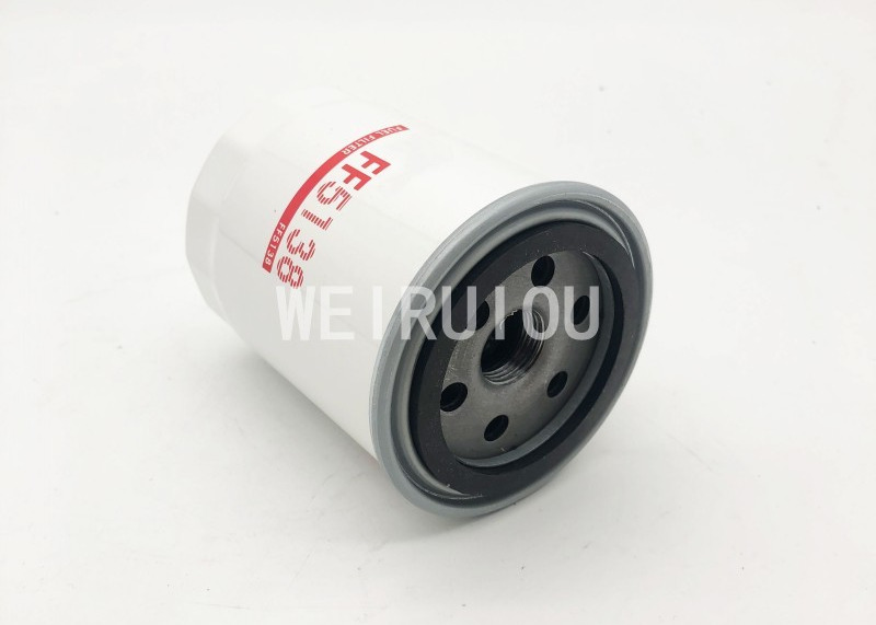 excavator Diesel Fuel oil Filter P550225 FF5138 S23401-1510 5-87310491-0