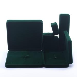China Customer's Logo Green Velvet Jewelry Box for Necklace Stud Earrings Bracelet Packaging wholesale