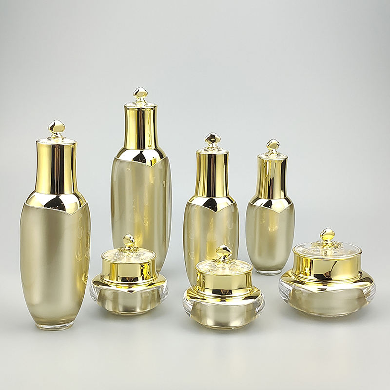 Luxury Skincare Plastic Acrylic Lotion Spray Pump Bottles / Cosmetic Jar Containers