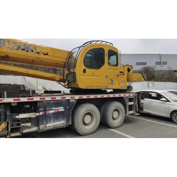 Truck-Mounted Telescopic Crane 25ton Truck Crane Lifting Equipment