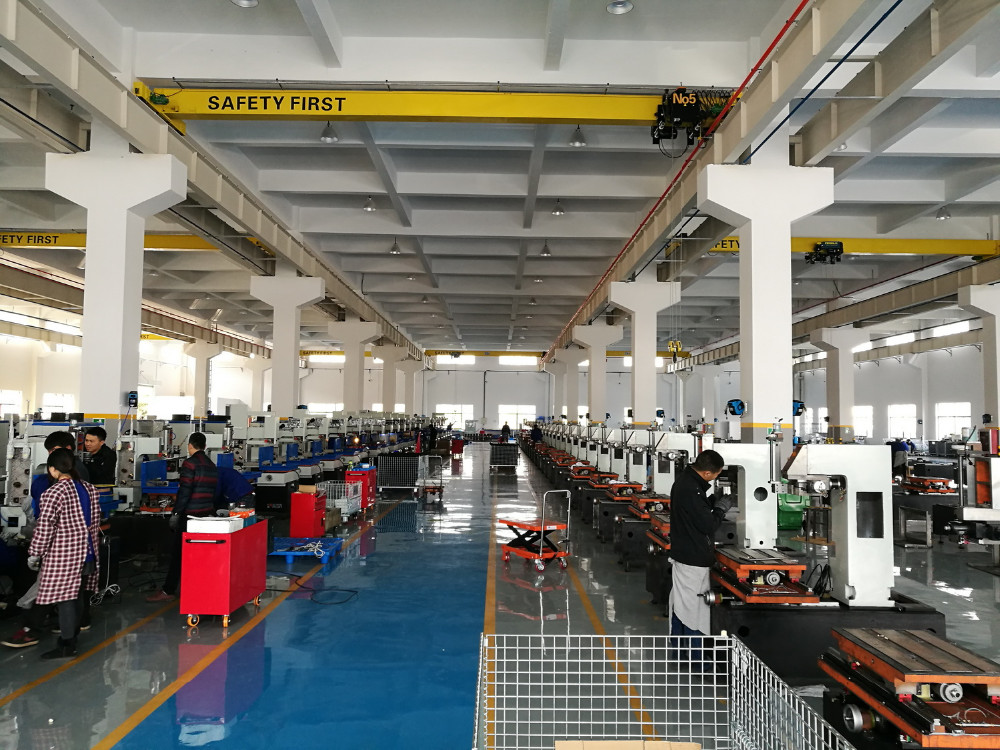 2018 China supplier FR400 CNC Middle Speed Wire Cutting EDM Machine price