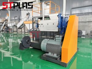 China Pe Semi Plasticizing Extruding Plastic Pelletizing Machine 132kw wholesale