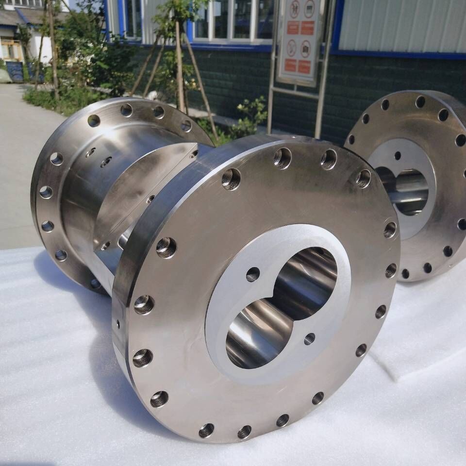 High Corrosion Resistance Extruder Screws And Barrels ZE25A Φ15.6 - Φ430mm Range