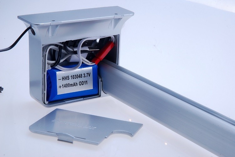 SILVER LED Driver/Battery Wardrobe Hanging Rob PIR Sensor 1500mm Cable A3170/A3370