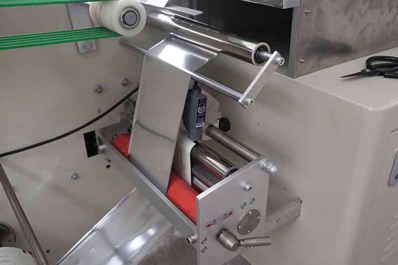 220V 3.8KW Tissue Paper Packing Machine Automatic Mechanical