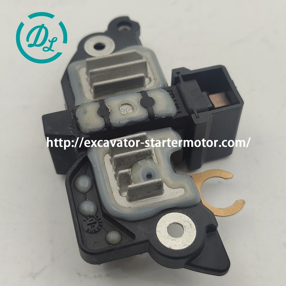 RE541287 Excavator Alternator Regulator F00M144178 F00M144125 24 VDC