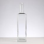 Transparent Square Glass Wine Bottles European Vodka Bottles 700mL Glass Collar
