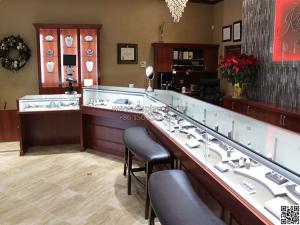 China Wonderful jewellery shop interior design jewelry display showcase MDF jewelry showcase wholesale