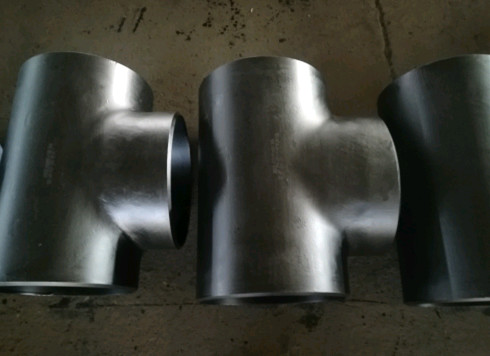 DIN Steel Butt Weld Tee , Equal Galvanized Pipe Tee Seamless