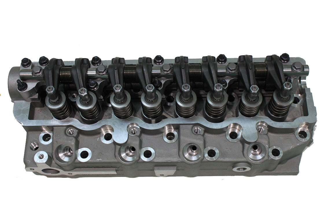 4D56 Cylinder Head Assembly With Valves 908511 Mitsubishi Truck Engine Parts