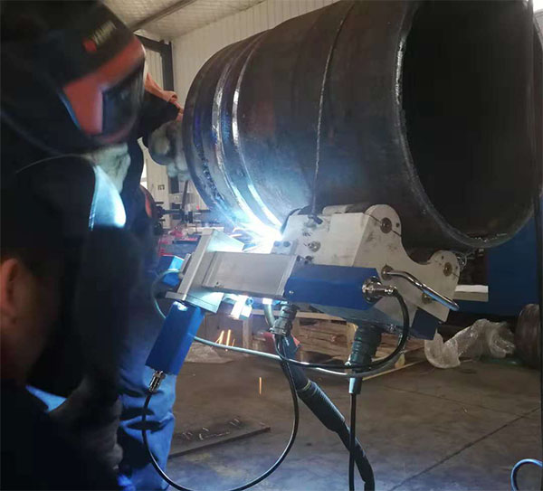 Walking Speed 0-700mm/min Speed Automatic Pipe Welding Machine for Pipeline Oil Piping