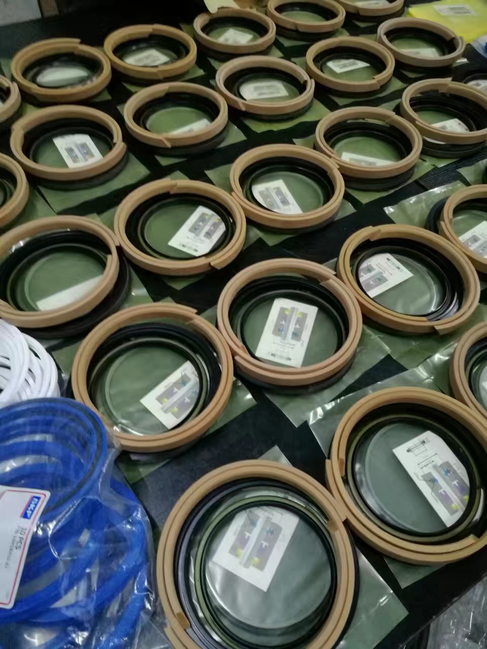 Rubber GIANT O Ring Kit Box , Seal Kit For Excavator Sumitomo 771PCS