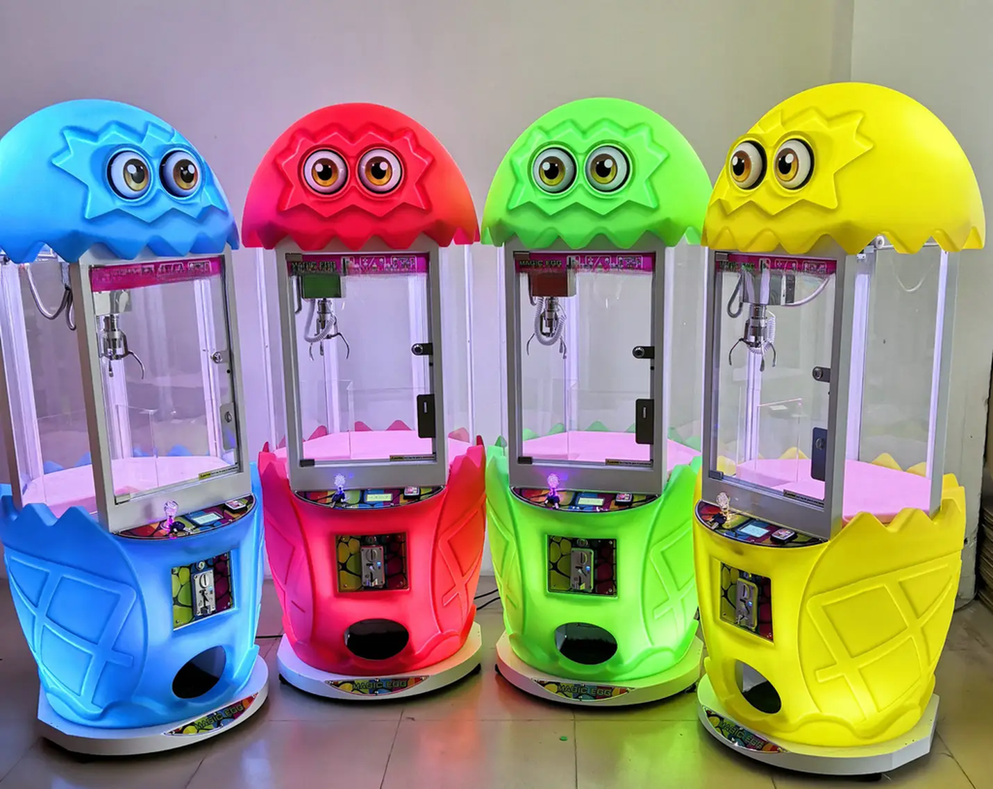 Dreamland indoor amusement coin operated toy claw machine plush toy crane magic egg game machine