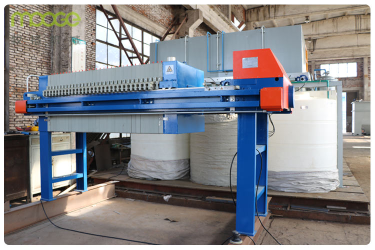 20T/H Sewage Treatment Machine For Plastic Recycling Filtration Shredder Aluminium