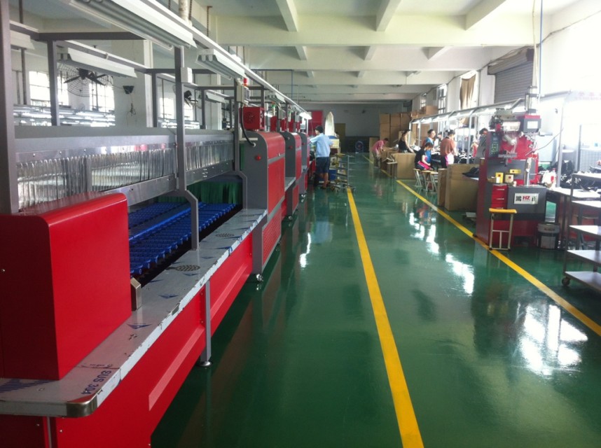 YUTAI NIR Double Layer Shoe Conveyor Machine High Speed For Assembly