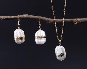 China Natural Baroque Pearl necklace natural metallic baroque pearl necklace special pearl pendant necklace Jewelry Set wholesale