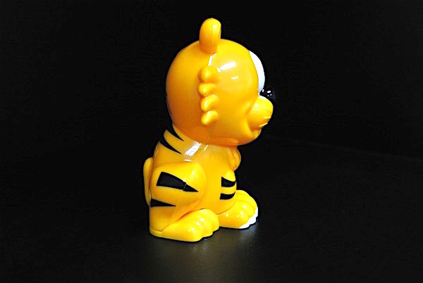 An Yellow Tiger Animal Pencil Sharpener , Toy Pencil Sharpener For School