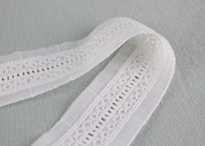 Flat Cotton Lace Trim With Linear Lace Pattern By The Yard For Garment Designer