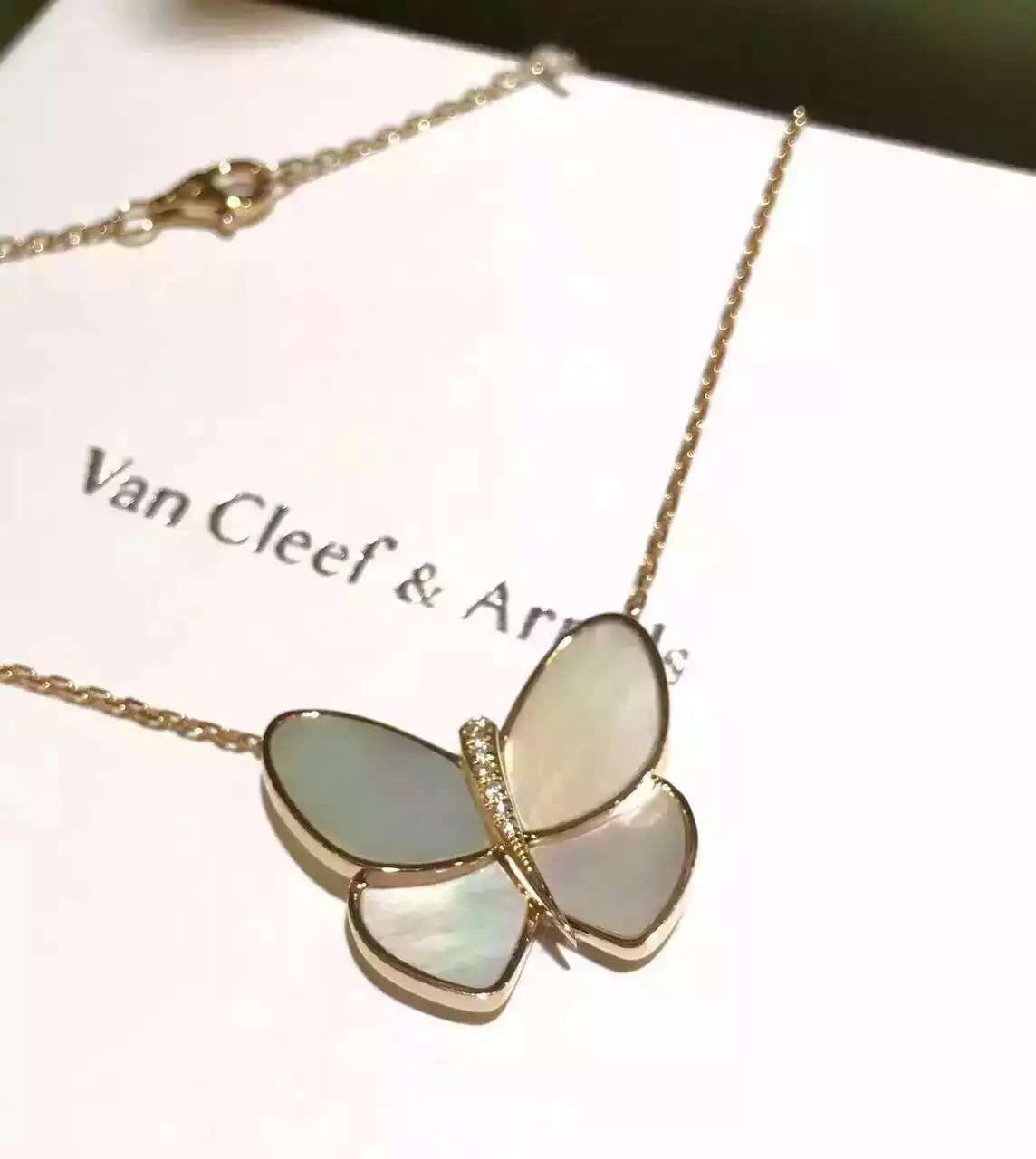 Wholesale Van Cleef & Arpels Butterfly Necklace18K Yellow Gold Necklace VCARA63400