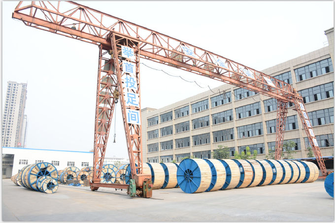 15 - 35kV Medium Voltage Power Cables Aluminum Conductor XLPE Insulation PE Sheath Underground Distribution