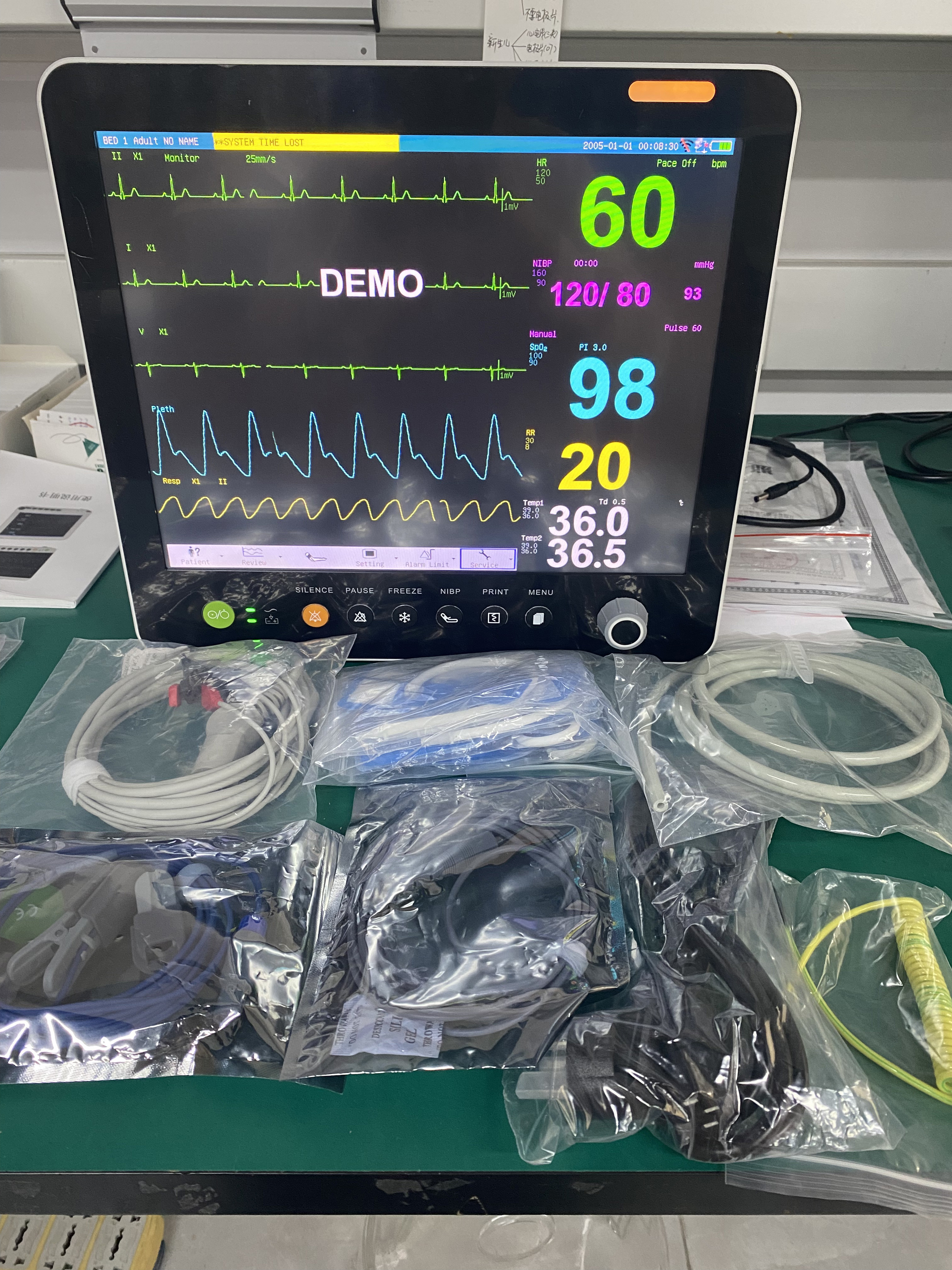 Lightweight Veterinary Vital Signs Monitor For Animal Health Diagnosis Monitoring