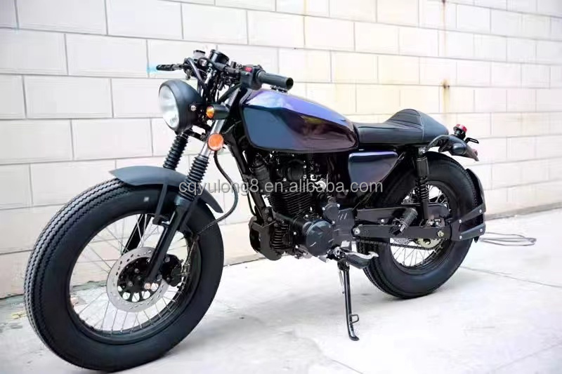 Retro Electric Motorcycles for Street Riding 10inch Tire 6-8 Hours Charging Time