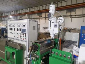 China Network Cable Extruder Machine Double Screw Durable L/D Ratio 26:1 wholesale