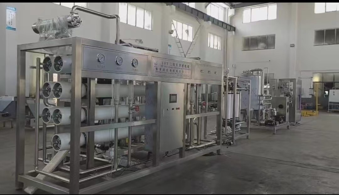 Champagne Wine Soda Bottle Filling Machine Washing Filling Capping 3-in-1 Machine