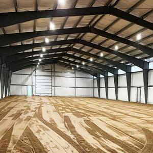 China Customized Steel Buildings Covered Arena Kits Indoor Riding Arena on sale