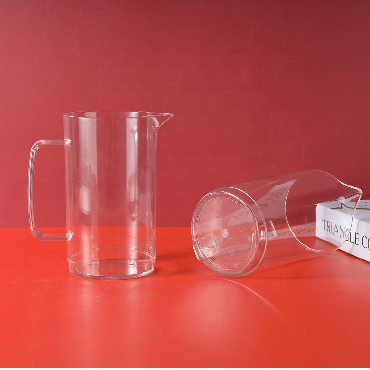 Heat Resistant Plastic Beverage Pitcher 29oz Plastic Juice Jug With Handle