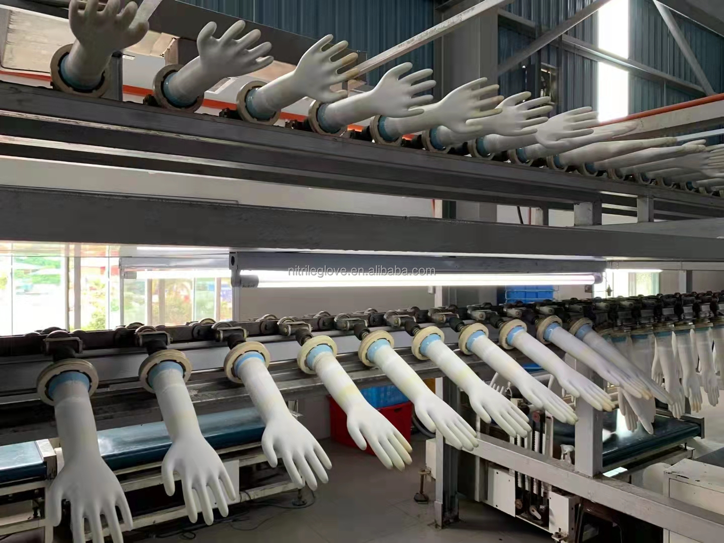 Smooth cut resistant super elastic gloves nitrile gloves diamond grain safety of disposable latex gloves