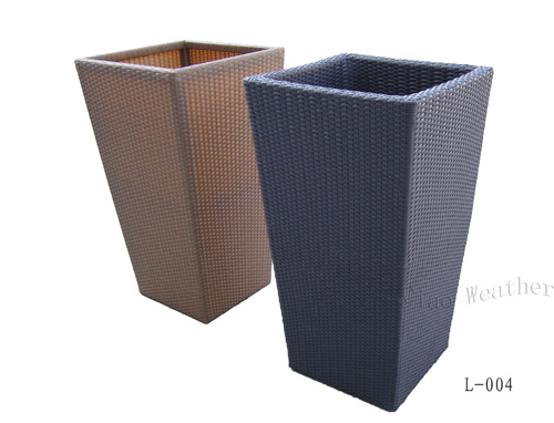 Floor Rattan Cover Flower Pot with Zinc Basin Inside and Advanced Technology