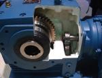 Single Stage Right Angle Helical Gear Reducer Gearbox SAF SAZ SF