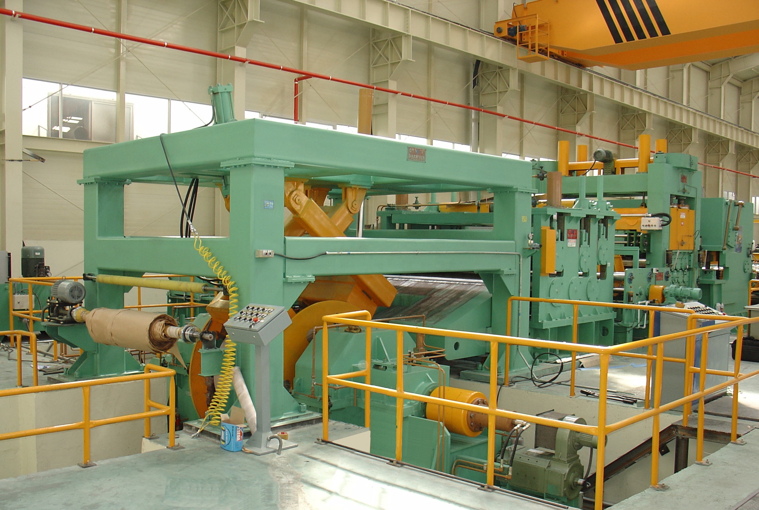 Metal Coil Uncoiling Leveling Mobile Shear Assembly Line with Bearing Core Components