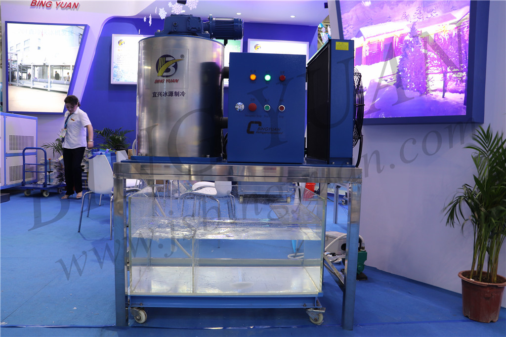 R404A 220V 3000KG Flake Ice Maker Machine , Seawater Flake Ice Machine