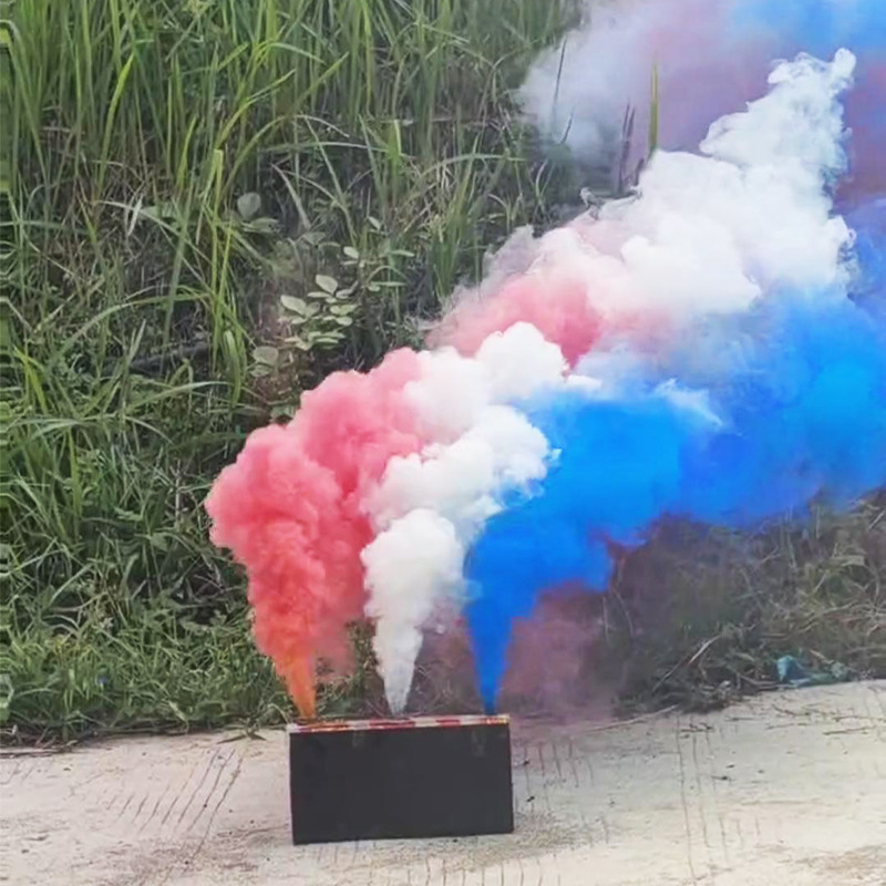 Chinese Wholesale Color Smoke Daytime Fireworks Three Color Smoke Flare Color Bomb For Wedding Photograph Smoke Flares