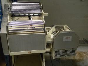 China pillow automatic croissant bread packaging machinery wholesale