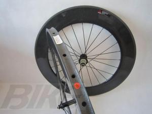 China Super light strongest low price 700c clincher carbon wheelset carbon 88mm 23mm road bike wholesale