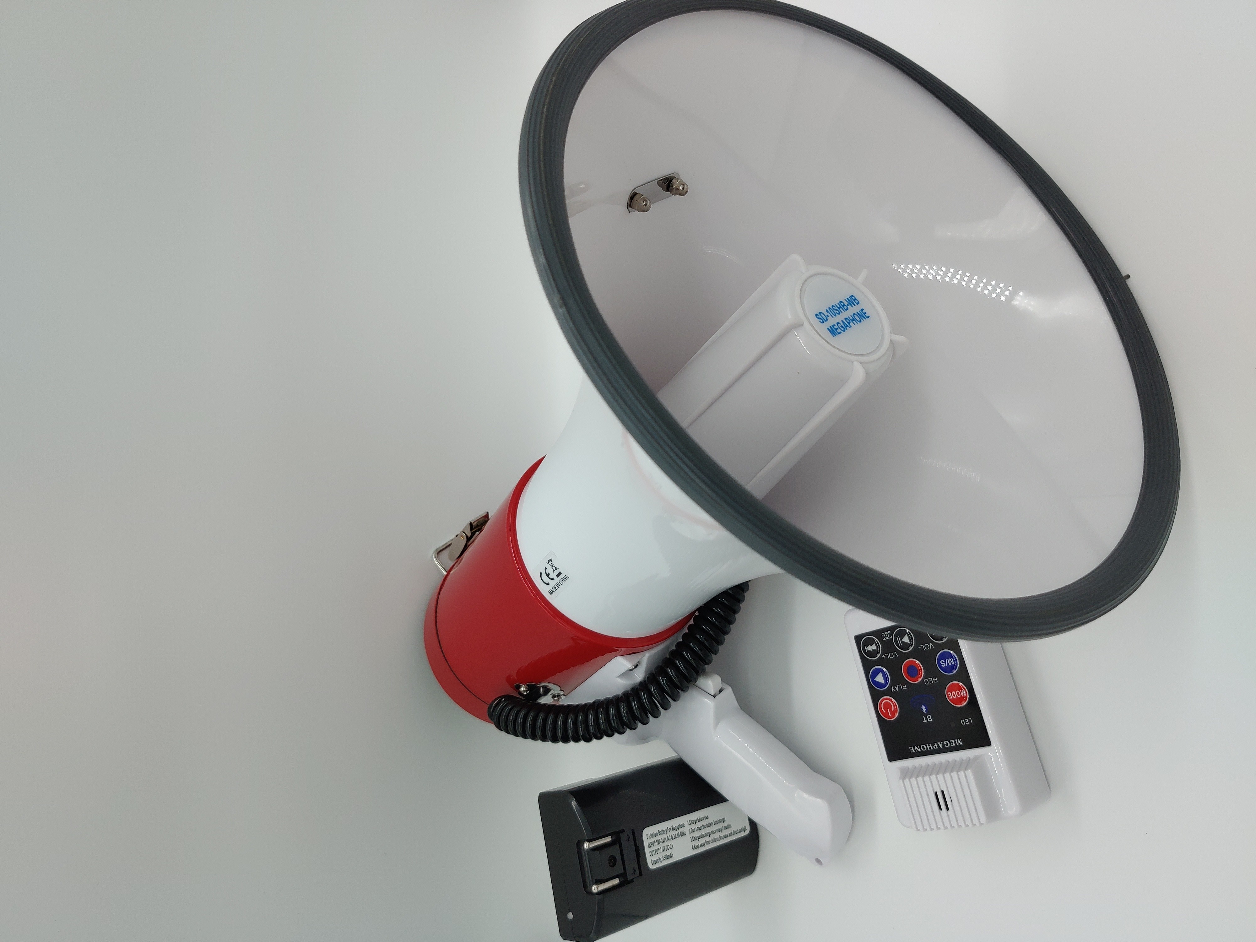 Portable Multifunctional Megaphone 8 - 10 Hours