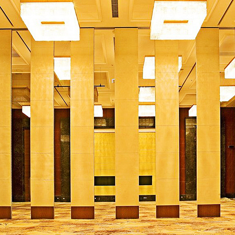 Melamine Surface Folding Sound Proof Wooden Partition Walls For Restaurant