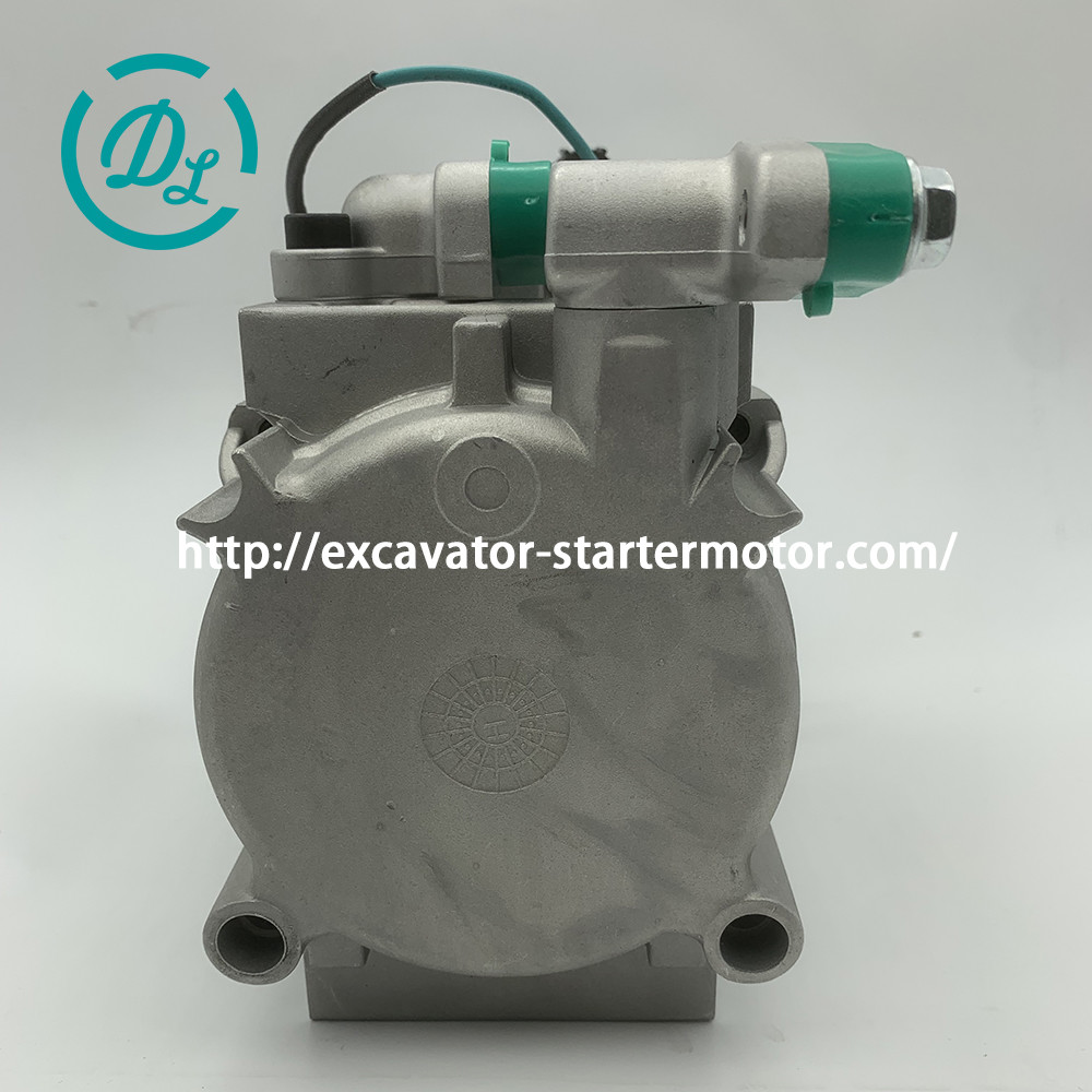 HS18 Excavator Air Conditioning Compressor 24V 10957C UAC CO