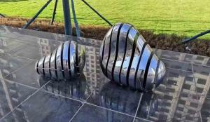 China Outdoor SS316L Contemporary Metal Garden Sculpture wholesale