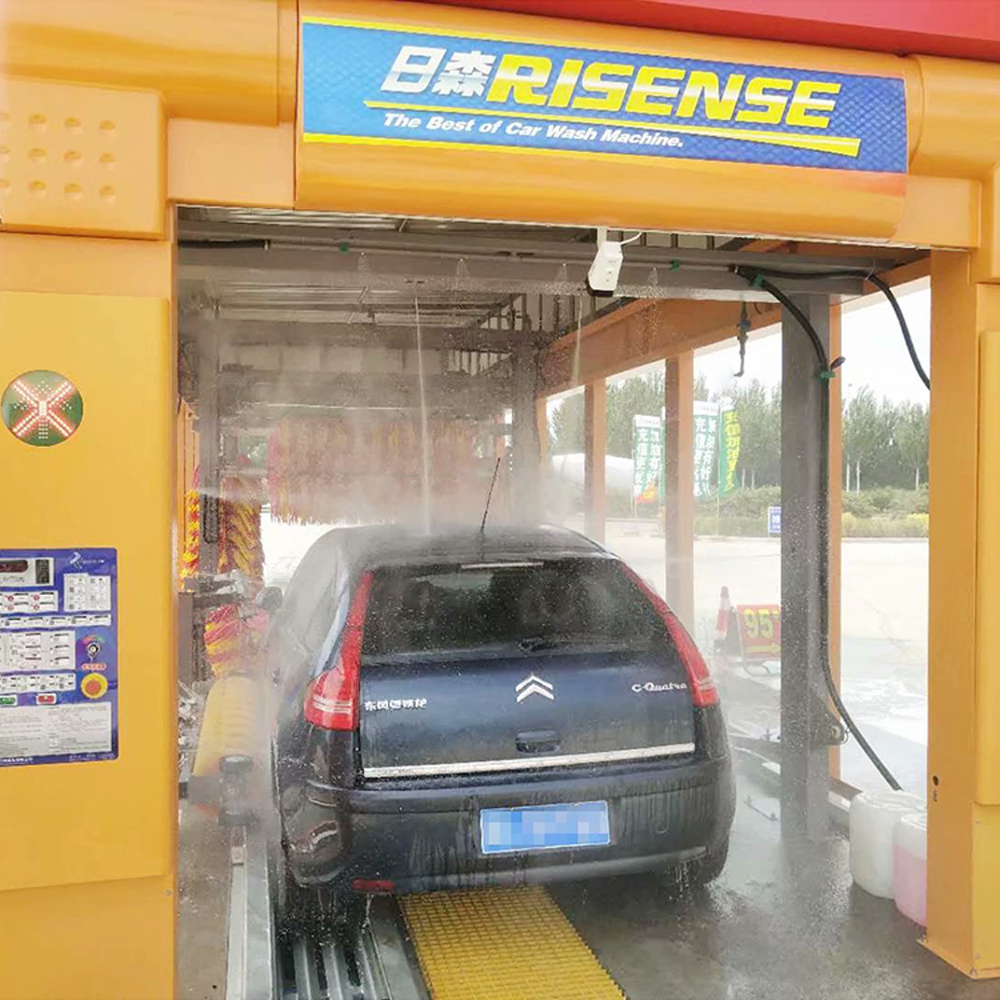 CC-695 Express Car Wash Machine 14 Brushes and Chamois Leather Dryer for Car Cleaning