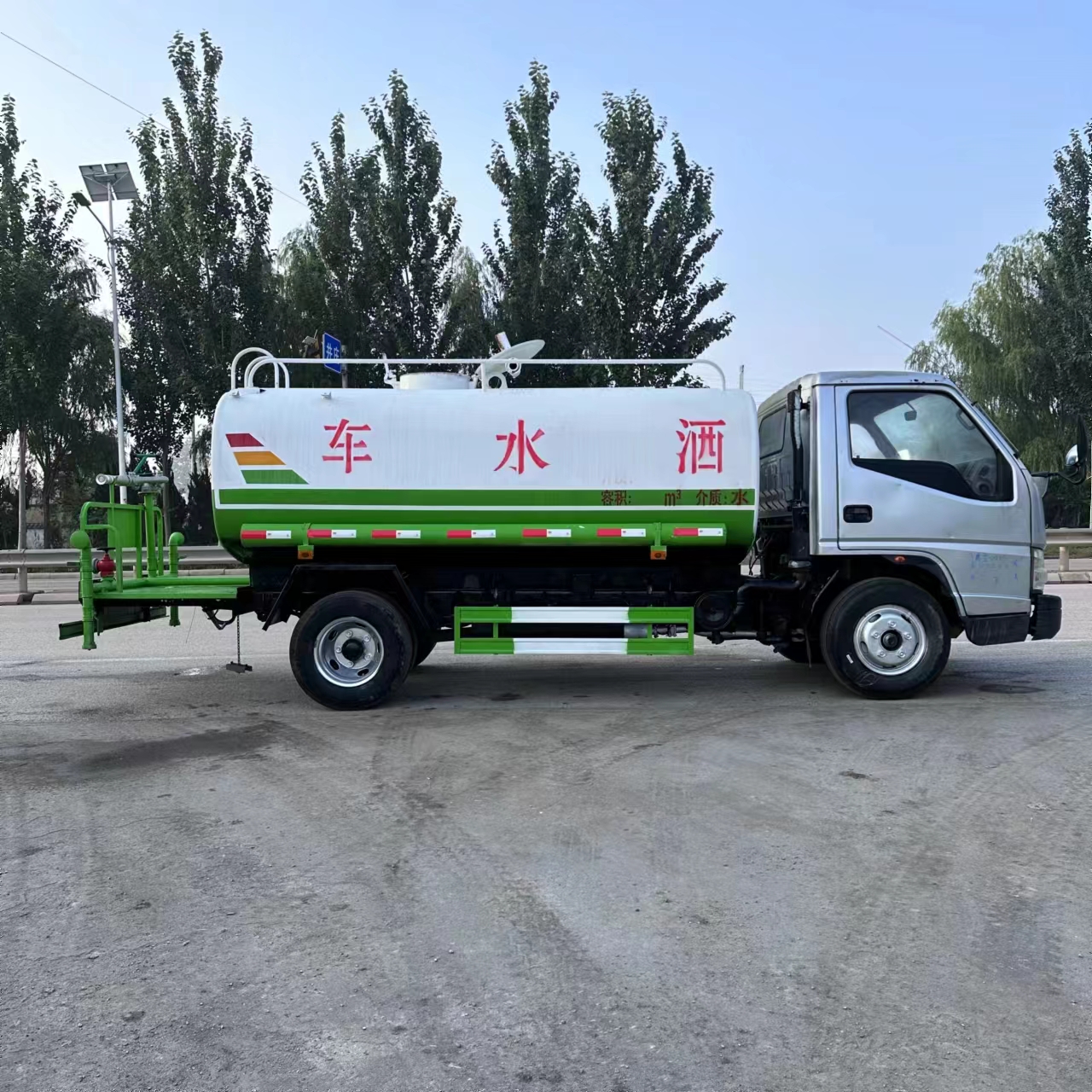 5000 Liter Water Truck with Water Purifier and Maximum Torque of 2000-2500Nm