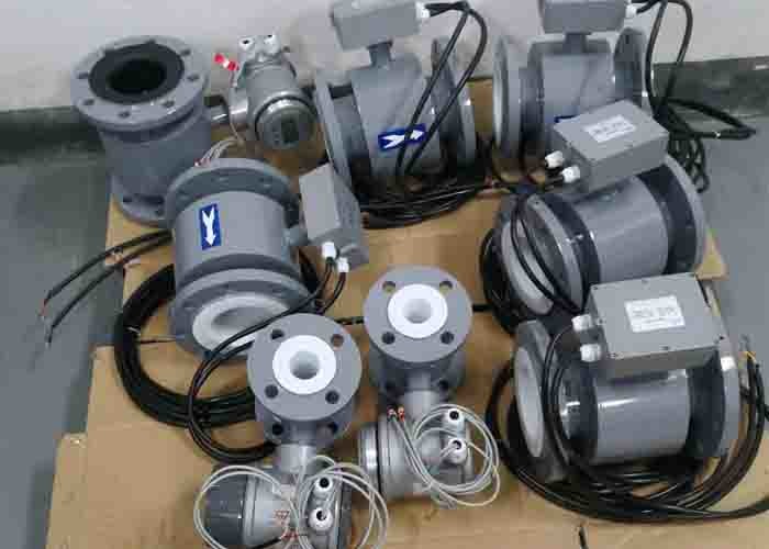 Pn16mpa Sanitary Turbine / Digital Water Flow Meter For Water Utility Billing