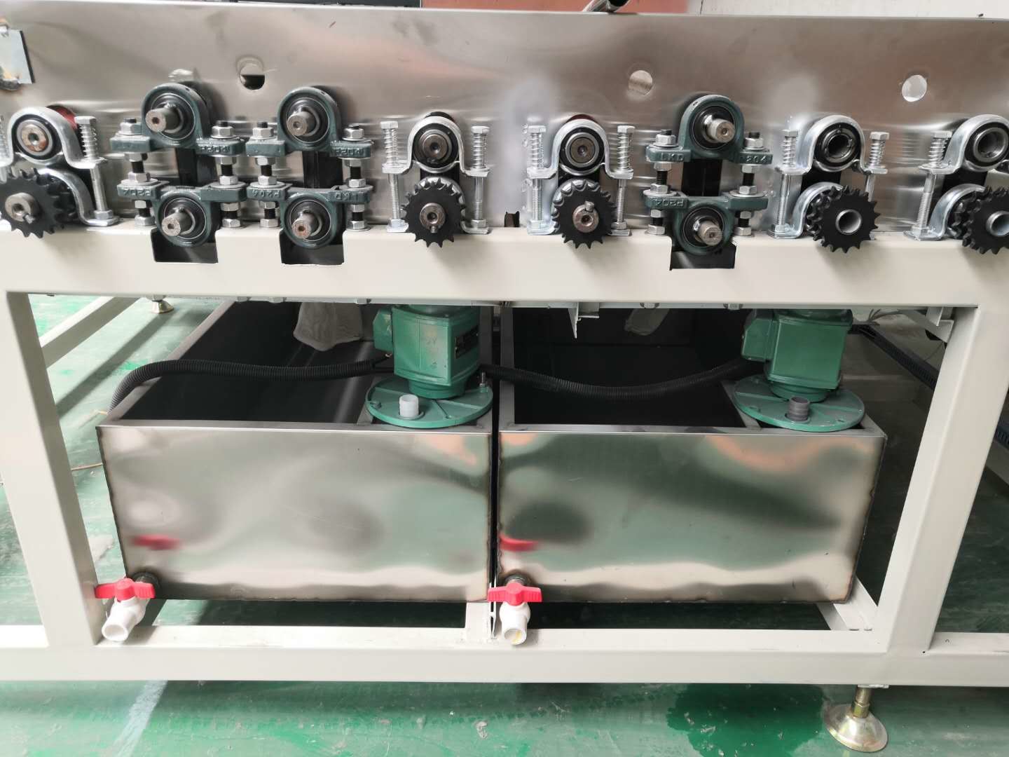 Insulation glass making machine. Glass washing machine, double glass machine