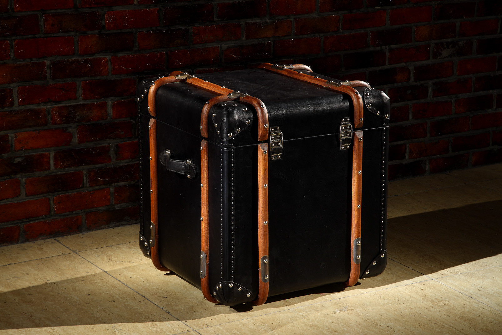 Black Full Genuine Leather Storage Trunk Lifted Cover With Solid Wood Bar
