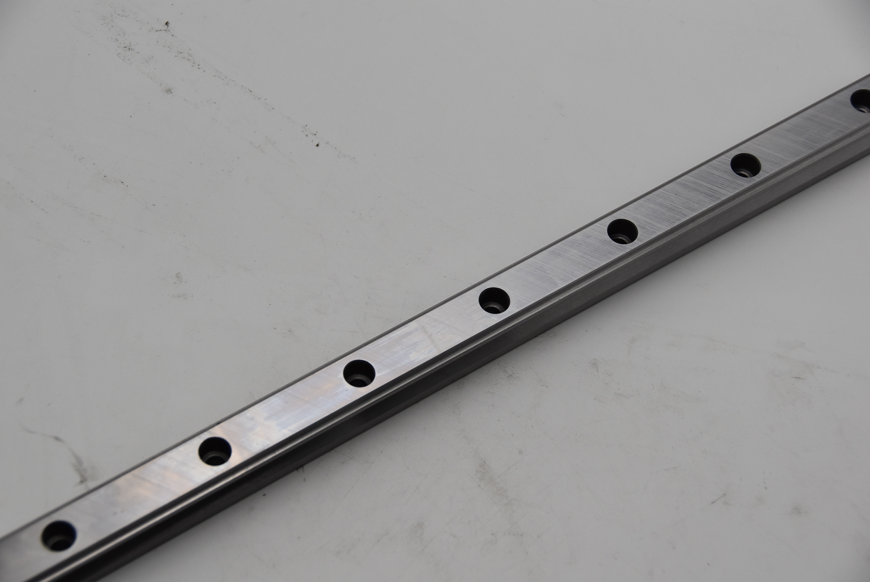 CEA Original Heavy Duty Linear Guide Rail Ball Bearing Carriages